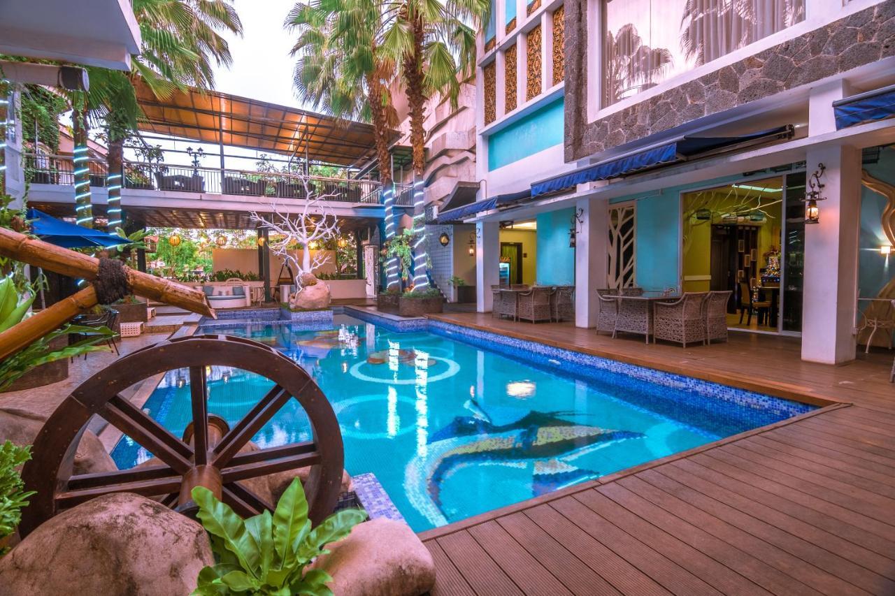 Oxville Hotel Padang  Exteriér fotografie