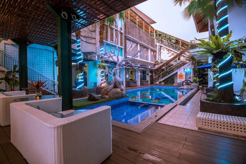 Oxville Hotel Padang  Exteriér fotografie